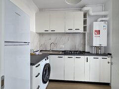 Hils Titanium, loc de parcare inclus